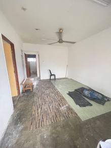 Apartment For Sale in Taman Sri Endah