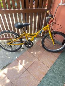 basikal giant junior