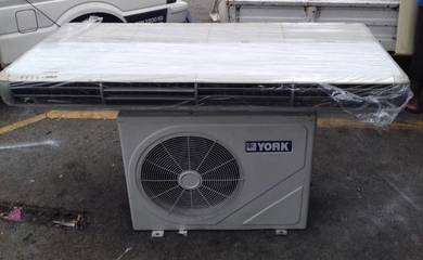 Ceiling Exposed Aircond (TH6)