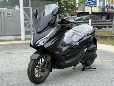 Honda Forza 250