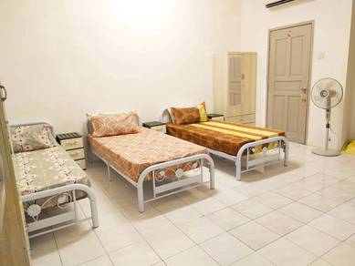 Room in Simpang Ampat, PNG