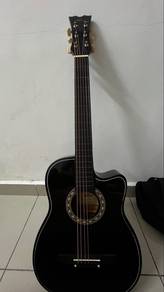 Guitar Kapok