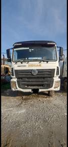 China Made Concrete Mixer Truck For Sale