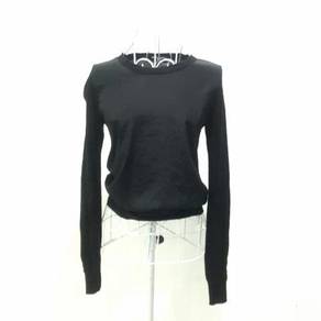 Uniqlo Light Weight Sweater