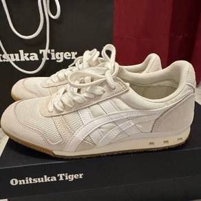 Women Onitsuka Tiger Ultimate 81 White Sneakers