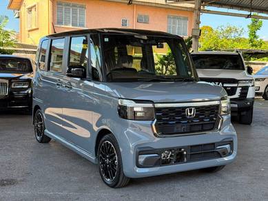 Honda N BOX CUSTOM L TURBO in Kuching, SWK