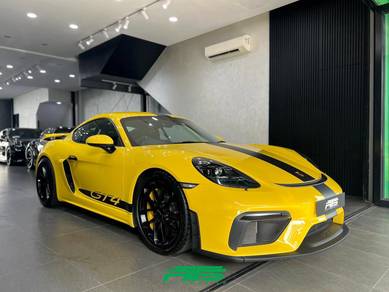 Porsche Cayman GT4 718 GT4 in Bandar Sunway, SGR