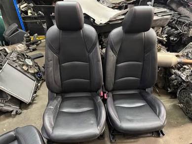 Mazda 3 Skyactiv BM / BN black leather seat