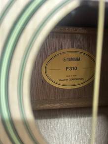 Yamaha F310 (NEGOTIABLE)