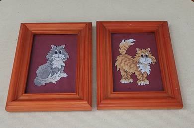 Cross-stitch cat frame 2