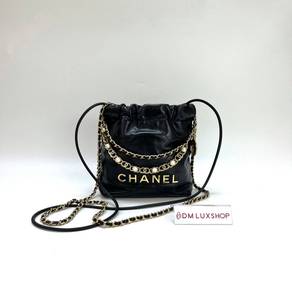 98% New Chanel Black Mini 22 Pearl CC Chain GHW