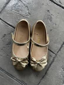 Kasut Budak Perempuan GOLD GLITTER