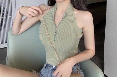 Knitted sexy green top