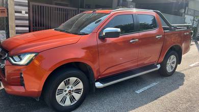 Isuzu D-Max PREMIUM in Kuantan, PHG