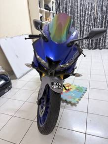 Yamaha R15