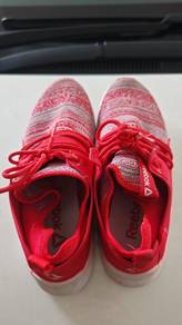 ​Authentic Reebok Running / Casual Shoes (Red) 