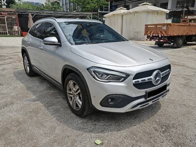 Mercedes Benz GLA200 200 PROGRESSIVE LINE in Bukit Jalil, KUL