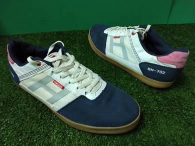 ITEM BUNDLE_Kasut Sneakers HEAD size 41