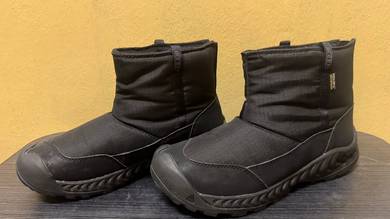 KEEN Winter Boots - Black