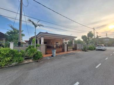 Bungalow House For Sale in Sikamat,NSN