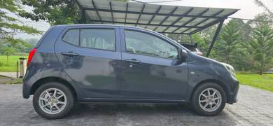 Perodua Axia G in Ampang, KUL