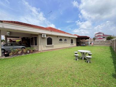 Semi-Detached House For Sale in Kluang,JHR