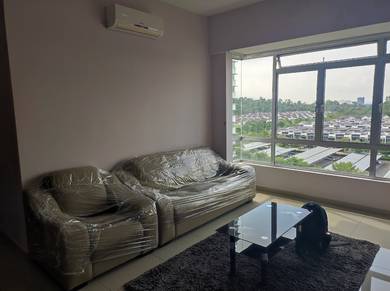 Condominium For Rent in Fairway Suites