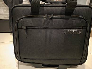 Samsonite 2 wheel business case, only used once