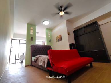 Condominium For Rent in Villa Putra