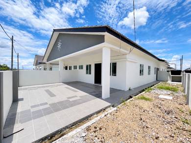 Cluster House in Mersing,JHR