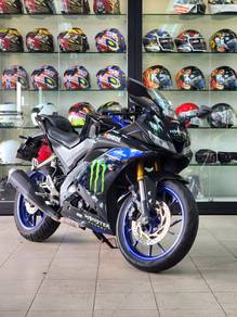 Yamaha R15
