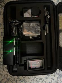 DJI Action 5 pro adventure combo
