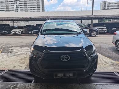 2024 Toyota Hilux E