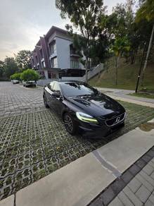 Volvo V40 T4 in Seri Kembangan, SGR