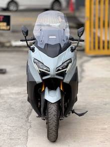 Yamaha TMAX