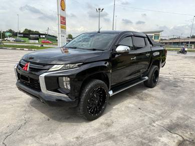 Mitsubishi Triton VGT ADVENTURE X in Klang, SGR