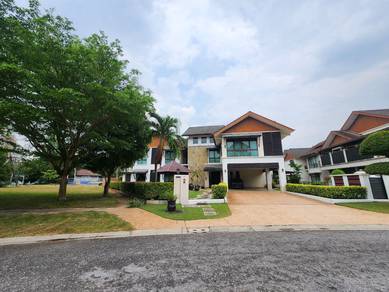 Bungalow House For Sale in Bukit Jelutong,SGR
