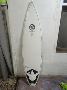 Surfboard surf