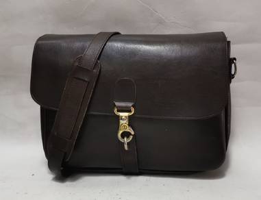 Old Shoulder Bag Solid Leather