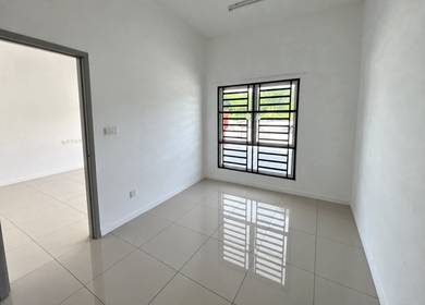 1-storey Terraced House For Sale in Simpang Ampat,PNG