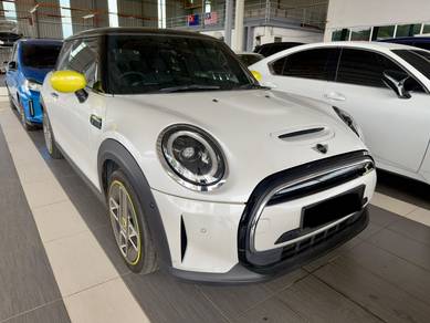 Mini Cooper SE in Johor Bahru, JHR