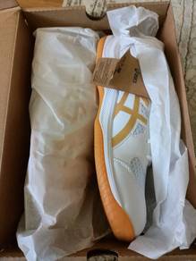 Asics Upcourt 6