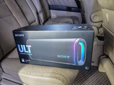 Sony ult field 5 brand new sealed 