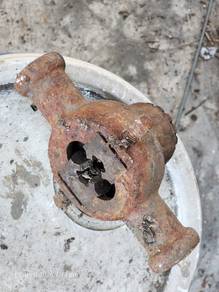 Ratchet pipe threader and vise