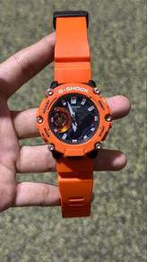 model Casio G-Shock GA-2200M-4A