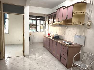 Apartment For Rent in Taman Limau Manis