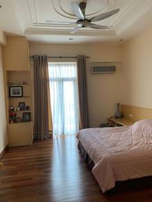 Condominium For Sale in The Palazzo