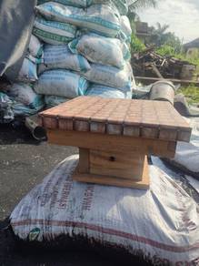 Kotak kelulut kayu tebal