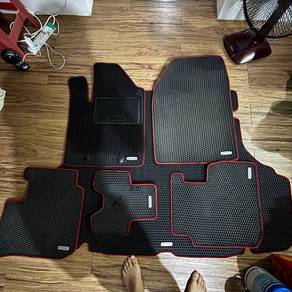 Bezza Trapo Hex Car Mat Full Set