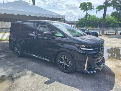 Toyota Vellfire Z PREMIER in Old Klang Road, KUL